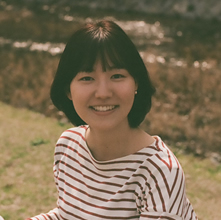 山崎嘉那子